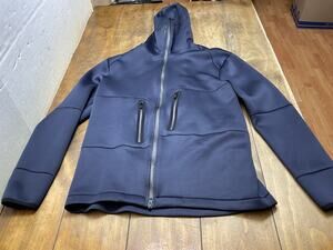 Vollebak Relaxation Hoodie Men’s XL Blue Sensorial Sensory Deprivation Jacket